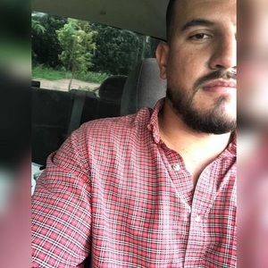 Meet your Posher, Javier